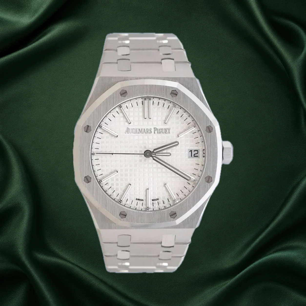 Audemars Piguet Royal Oak 15510ST.OO.1320ST.08 Silver (White) · partner reference illustration