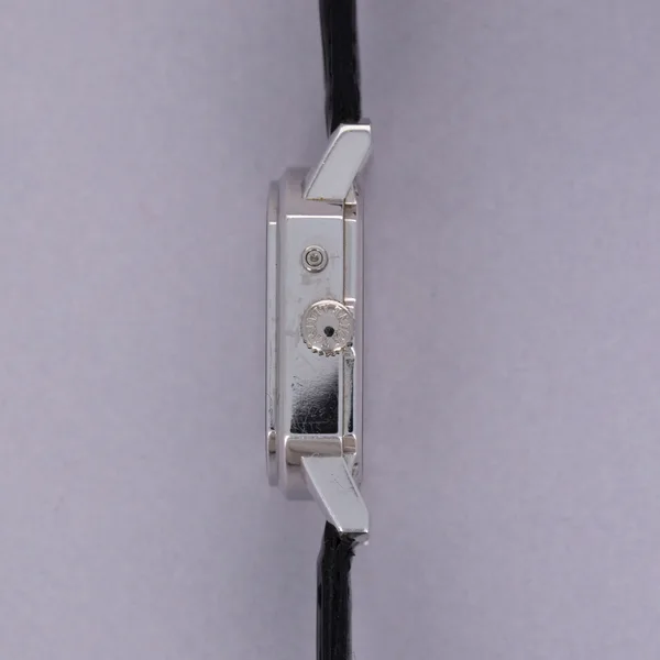 A. Lange & Söhne ARKADE Ref. 103.025, case profile, source example 1