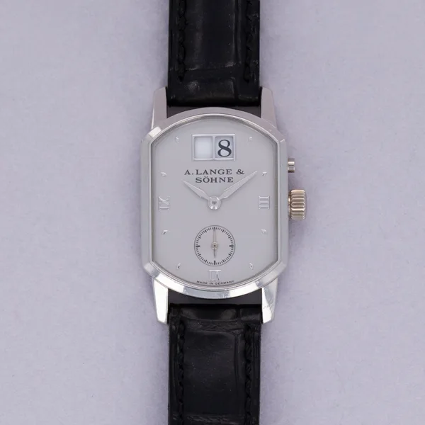 A. Lange & Söhne ARKADE Ref. 103.025, front view, source example 1