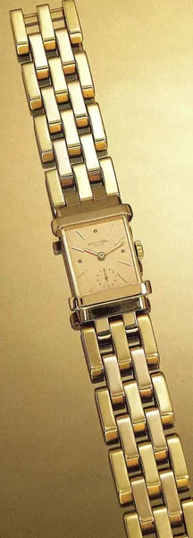 Patek Philippe Vintage wristwatch Ref. 1450, three-quarter view, source example 2