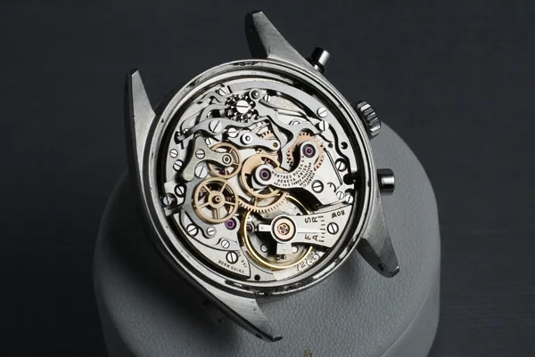 Rolex Chronograph Ref. 6234, movement detail, source example 1