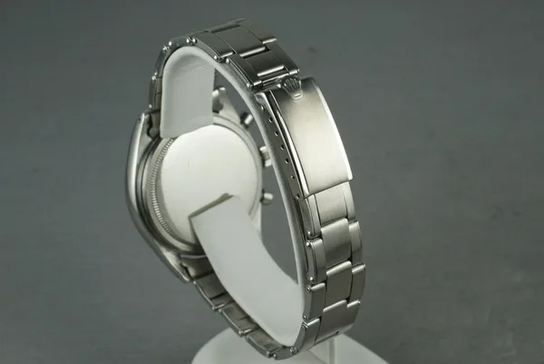 Rolex Chronograph Ref. 6034, caseback detail, source example 1