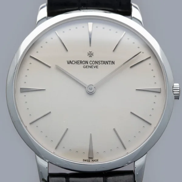 Vacheron Constantin Patrimony Ref. 81180/000G-9117, documented view, source example 1