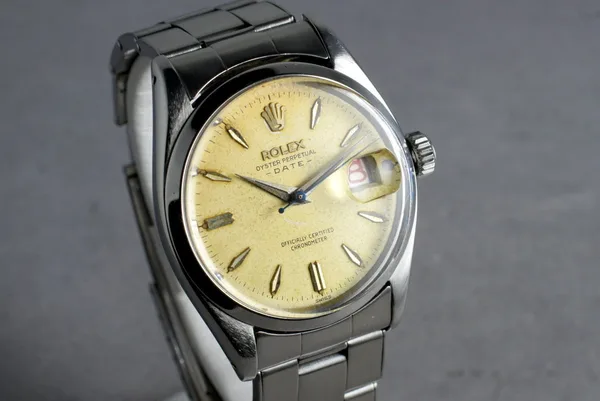 Rolex Oyster Perpetual Date Ref. 6534, three-quarter view, source example 1