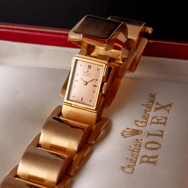 Rolex Ladies concealed-dial bracelet watch Ref. 4322, front view, source example 1
