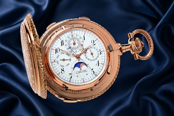 A. Lange & Söhne Grande Complication, three-quarter view, source example 1
