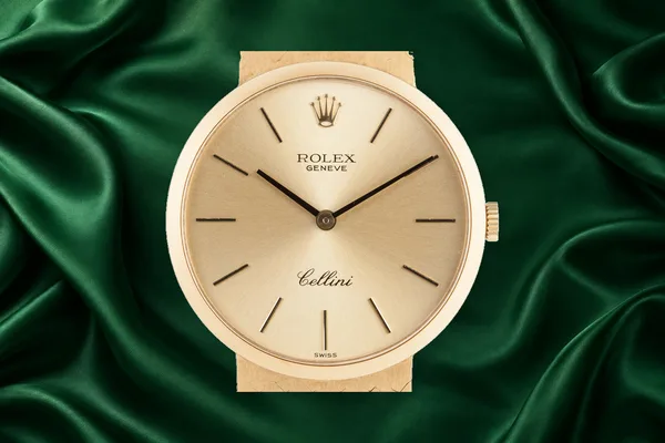 Rolex Cellini · yellow gold bracelet watch, front view, source example 1