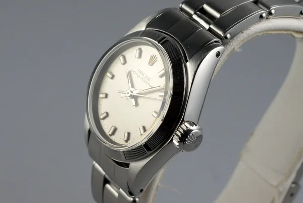 Rolex Oyster Perpetual Ref. 6623, case profile, source example 1