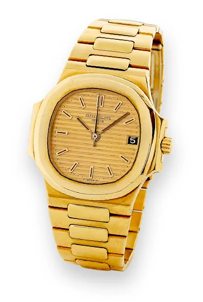 Patek Philippe Nautilus Ref. 3800/1, three-quarter view, source example 1