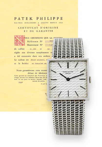 Patek Philippe Vintage wristwatch Ref. 3430, three-quarter view, source example 2