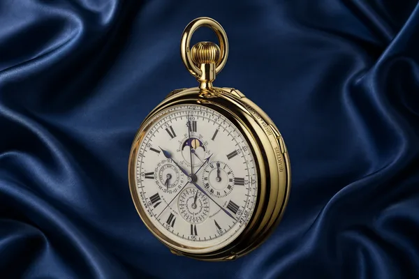 Audemars Piguet Historical complicated pocket watch, heritage object 2604, three-quarter view, source example 1