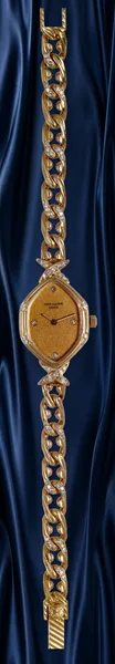 Patek Philippe Vintage wristwatch Ref. 4574/1, three-quarter view, source example 1