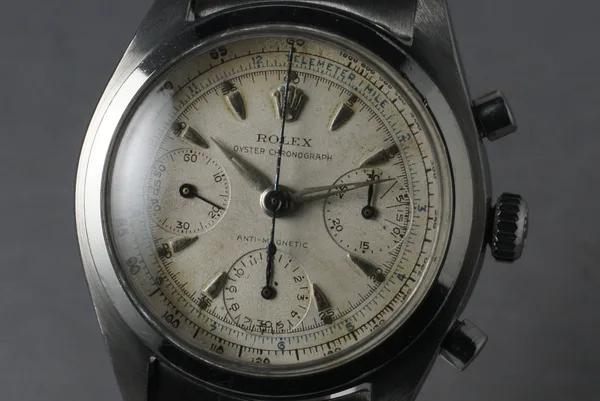 Rolex Chronograph Ref. 6034, close-up detail, source example 1