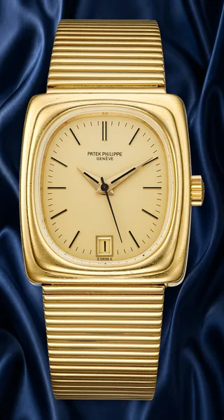 Patek Philippe Golden Ellipse / Beta 21 Ref. 3603-02, front view, source example 1