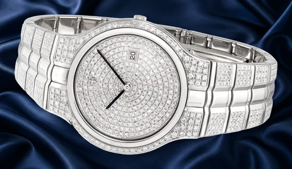 Vacheron Constantin Phidias Ref. 48010/1, three-quarter view, source example 1