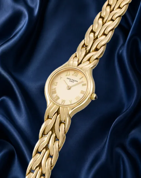Patek Philippe La Flamme Ref. 4816/1, three-quarter view, source example 2