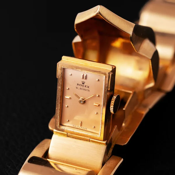 Rolex Ladies concealed-dial bracelet watch Ref. 4322, close-up detail, source example 1